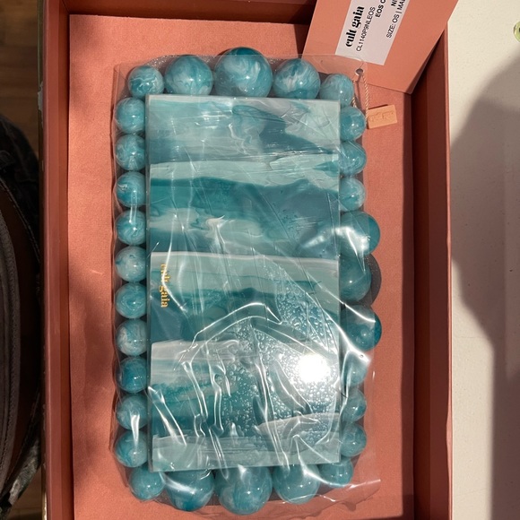 CULT GAIA EOS CLUTCH - Picture 2 of 3